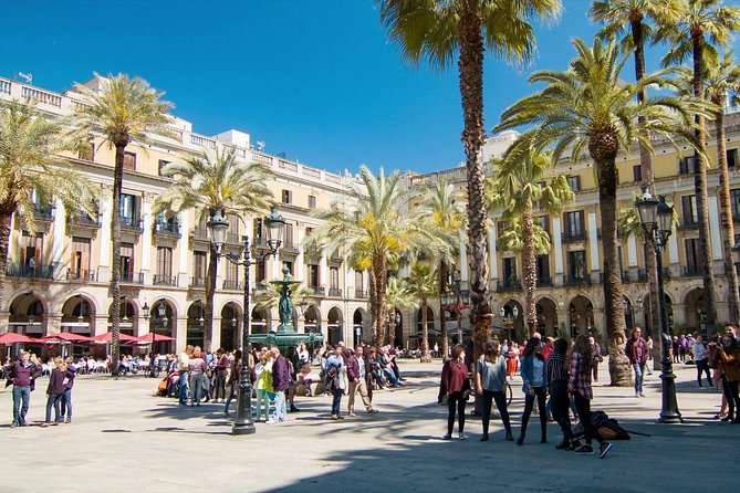 The Shadow of the Wind Novel Walking Tour in Barcelona - Meeting and Pickup Locations