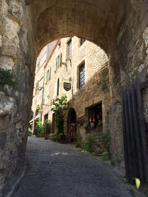 The Two Beautiful Cities of Albi and Cordes Sur Ciel - Artistic Inspiration in Cordes