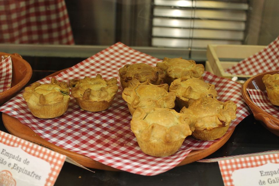 Traditional Lisbon Food Tasting Experience - Indulging in Renowned Desserts