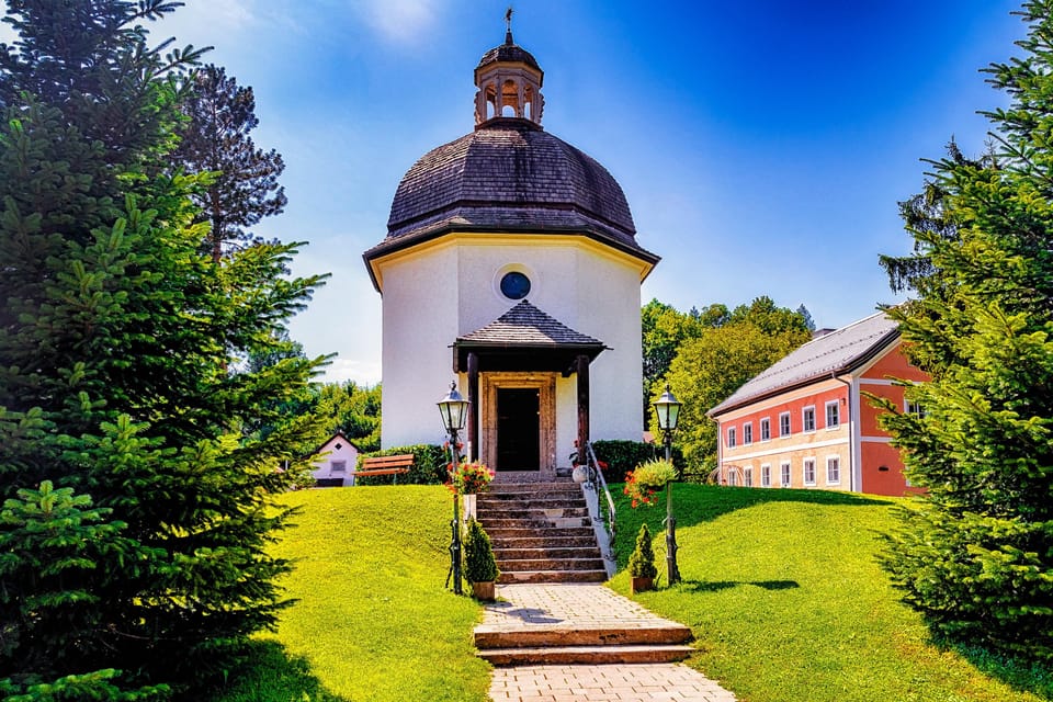 Transfer From Munich to Salzburg With 2 Hours of Sightseeing - Driver and Vehicle Options