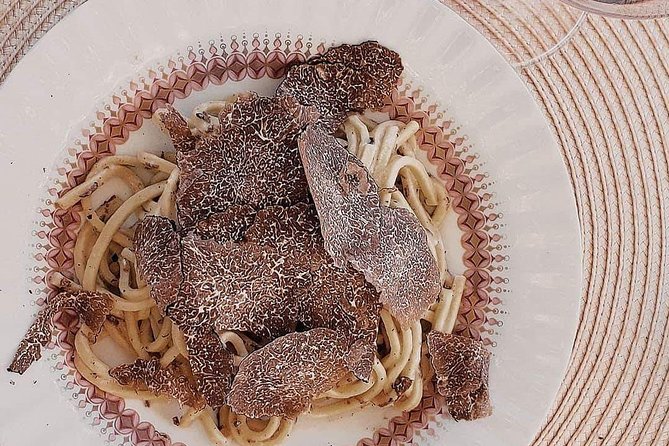 Truffle Hunting on Lake Bracciano With Lunch - Reviews and Guest Feedback