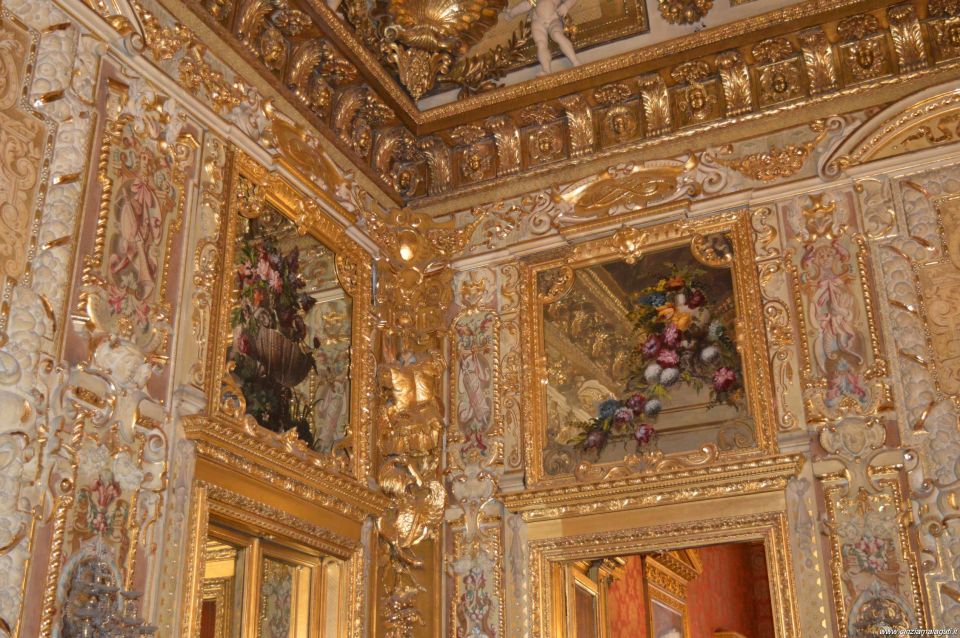 Turin: 2-Hour Palazzo Reale Tour - Exploring the Scissors Staircase