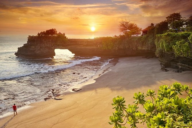 Ubud Rafting - Rice Terrace - Tegenungan Waterfall - Tanah Lot Sunset Temple - Tanah Lot Sunset Temple