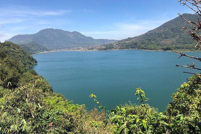 Ulun Danu Temple, Handara Gate, Wanagiri, and Banyu Mala Waterfall - Breathtaking Banyumala Waterfall