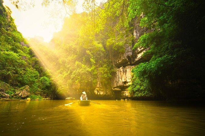 Unique Private Mua Cave Tam Coc Hoa Lu Biking Hiking Boat Trip - Meal and Refreshment Inclusions