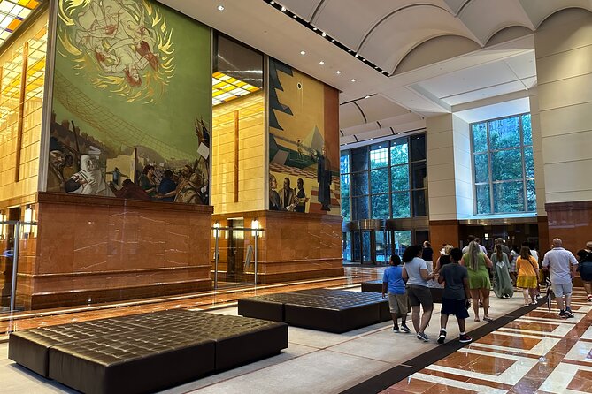 UPTOWN FUNK: 1 Hour Guided City Walking Tour in Charlotte - Tour Highlights