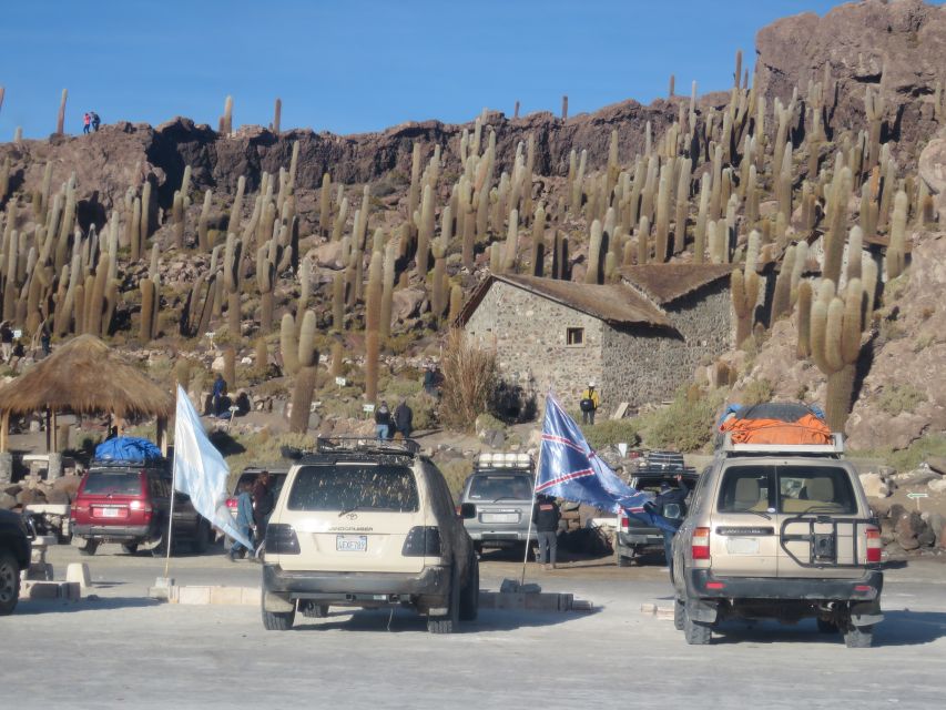 Uyuni: Full-Day Salt Flats Tour - Language and Communication