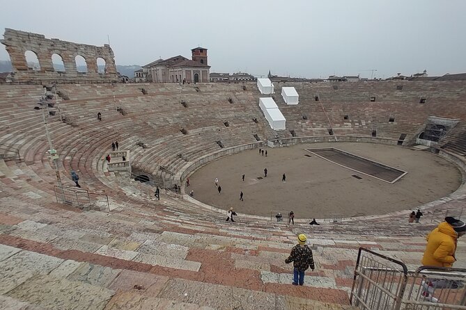 Verona Small Group Walking Tour With Cable Car and Arena Tickets - What to Expect