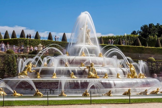 Versailles Palace Guided Tour With Gardens, Trianons & the Hamlet - Tour Highlights