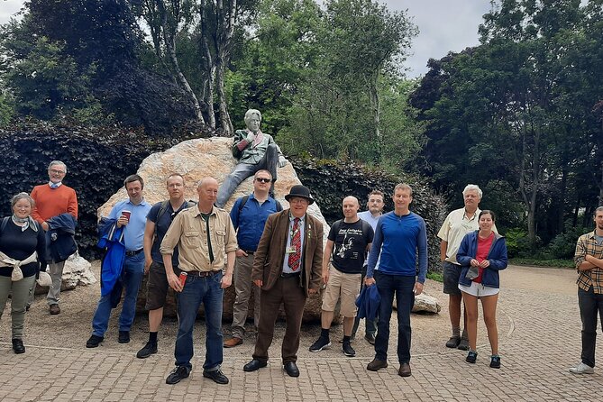 Walking Tour in Merrion Square Park - Dublin Rogues Tour - Accessibility Features