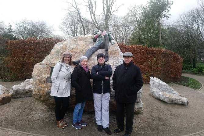 Walking Tour in Merrion Square Park With a Pint of Guinness Dublin Rogues Tour - Booking and Cancellation Policy