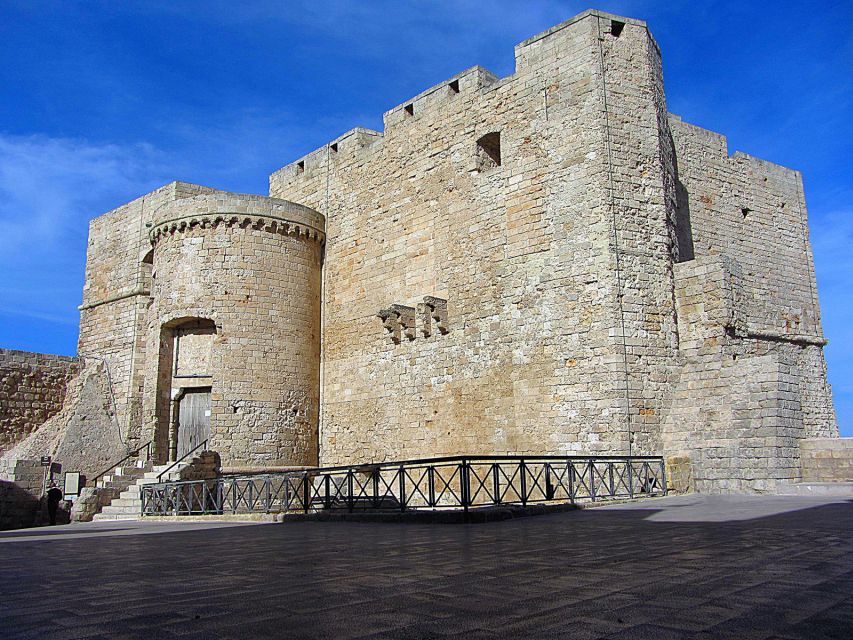 Walking Tour In The Wonderful Monopoli - Savoring the Local Flavors