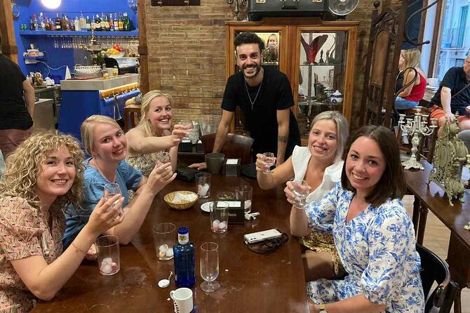 Wine and Tapas Walking Tour in Malaga - Recommended Tapas to Try