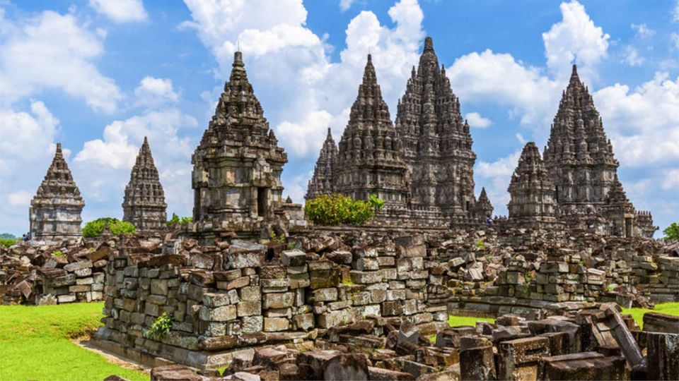 Yogyakarta: Borobudur Sunrise & Prambanan Temple Guided Tour - Booking and Cancellation