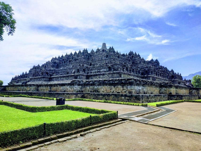 Yogyakarta Experience One Day Tour Borobudur and Prambanan - Inclusion and Exclusion Details