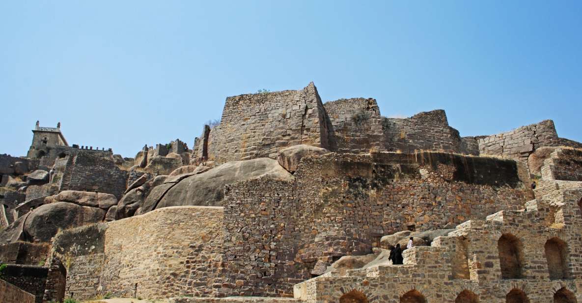 6-Hours Golconda Fort & Qutub Shahi Tombs Tour With Transfer - Key Points