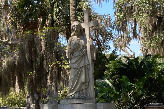 1-Hour Bonaventure Cemetery Golf Cart Guided Tour in Savannah - Exploring Bonaventure Cemetery