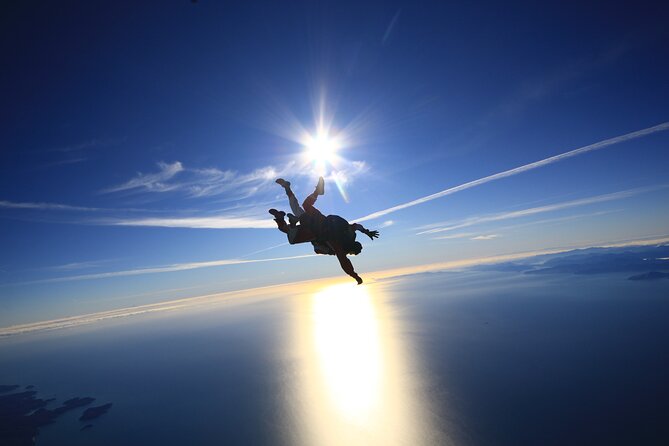 18,000ft Tandem Skydive Over Abel Tasman - What to Wear and Bring