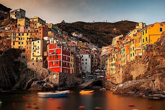 2-Hour Boat Tour at Sunset in the Cinque Terre With Pesto Tasting and Focaccia - Tips for Travelers