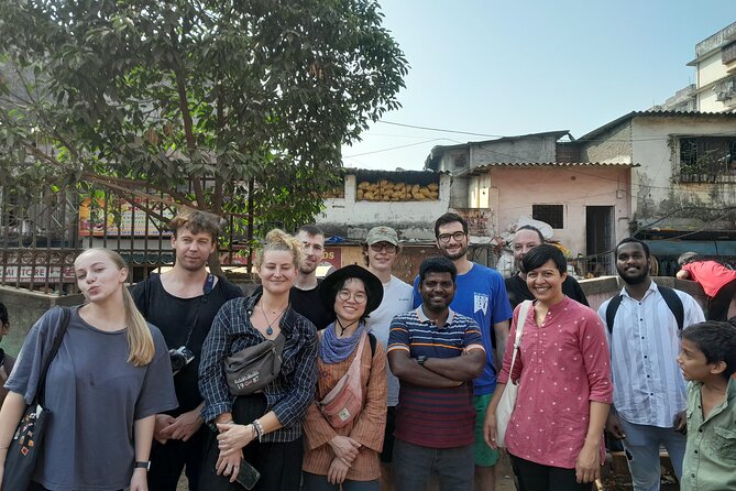 2 Hours Dharavi Slum Tour With Local Guide - Booking Information