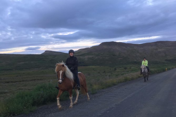 2 Hours Private Horse Riding to Lake Hafravatn, Reykjavík - Mos - Preparing for Your Ride