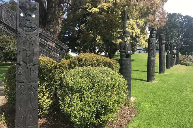 2hr Tauranga City Scenic History Tour - Tour Capacity and Accessibility