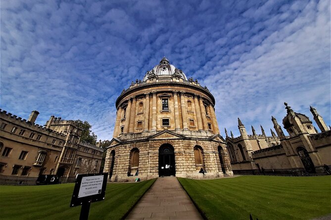 90 Minute Classic Walking Tour of Oxford - Accessibility