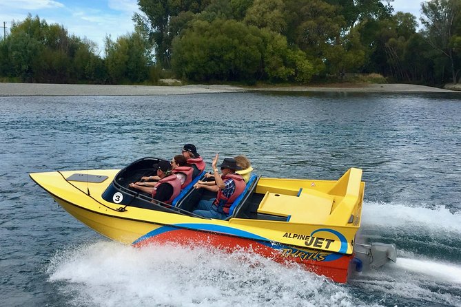 Akaroa Shore Excursion: Banks Peninsula, Christchurch City Tour and Jet Boat on Waimak River - Customer Reviews and Feedback