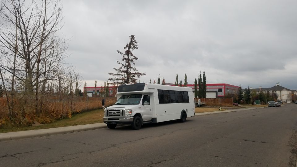 Alberta: Calgary, Banff & Lake Louise Private Shuttle - Pickup and Dropoff