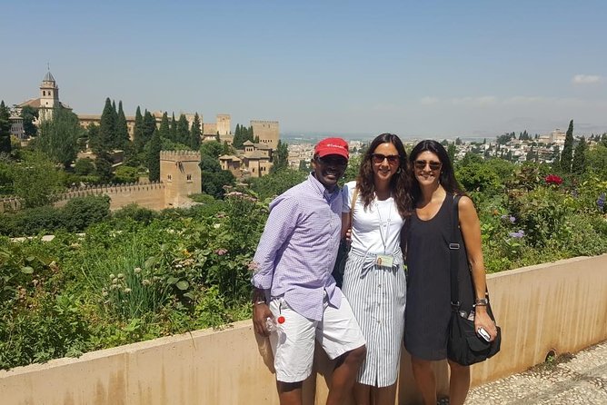 Alhambra Highlights Private Tour With Nazaries Palaces - Cancellation Policy