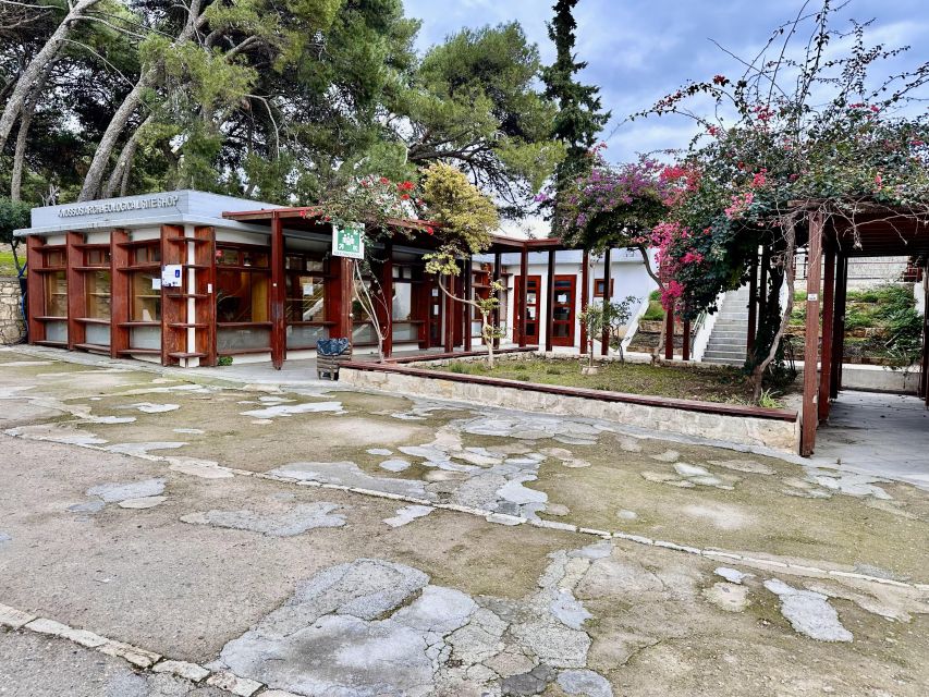All Year Tour to Knossos Palace & Heraklion - Transportation Options