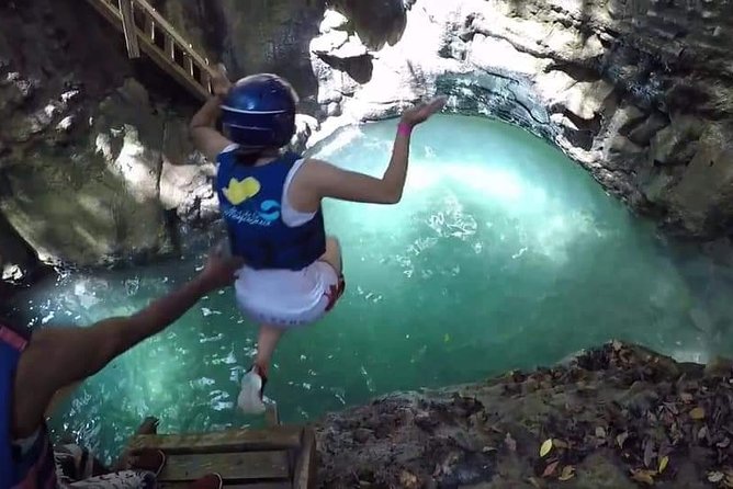 Amber Cove and Taino Bay 7 Waterfall Zip Lined & Dominican Food - Exploring Dominican Cuisine
