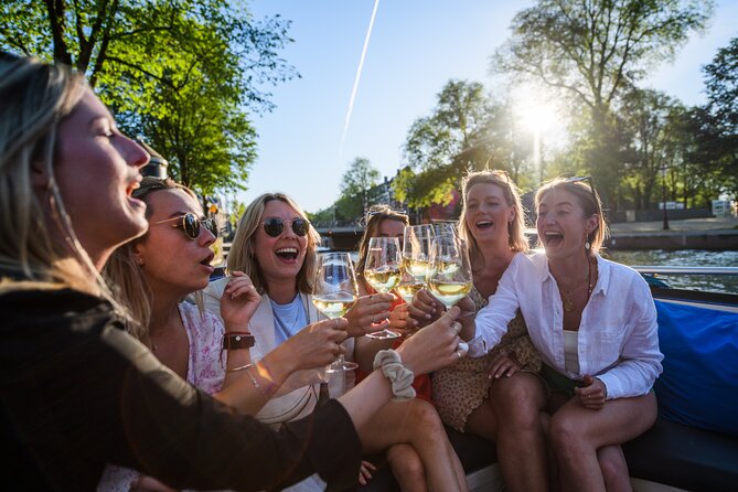 Amsterdam: Canal Booze Cruise With Unlimited Drinks - Stellar Customer Reviews