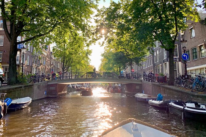 Amsterdam Canal Cruise With German Guide and Unlimited Drinks - Booking Information