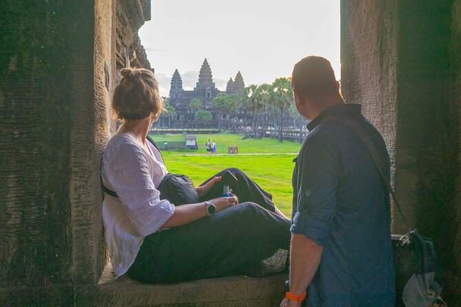 Angkor Adventure Vespa Tour - Inclusive Local Snacks & Lunch - Booking Confirmation and Procedures