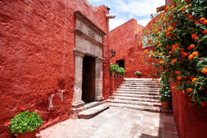 Arequipa Walking Tour and Santa Catalina Monastery - Booking Information