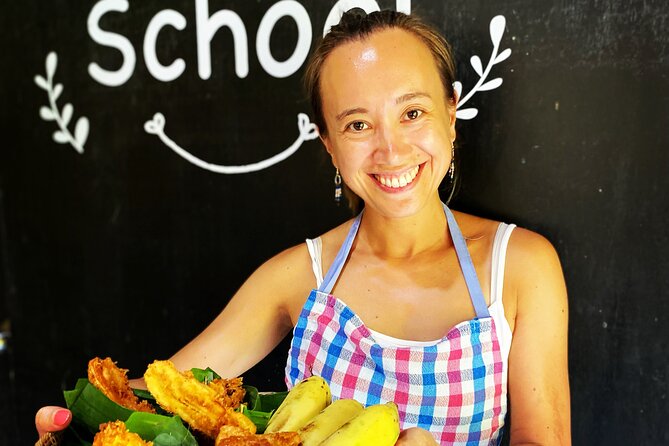 Authentic Thai Cooking Class in Khao Lak With Market Tour by Pakinnaka School - Dining in the Botanical Gardens