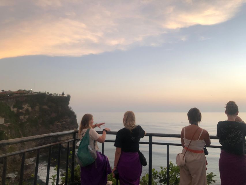 Bali: Highlights Padang-padang, Uluwatu Temple & Jimbaran - Customer Service Support