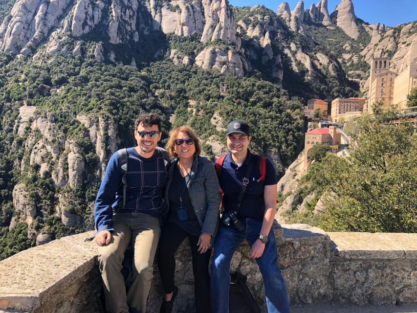 Barcelona: Montserrat Private Trip With Cable Car and Lunch - Customer Ratings and Feedback