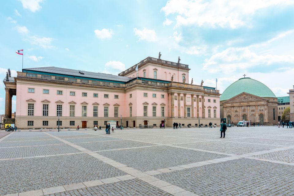 Berlin: 1-Hour Guided Tour of the Historic Center - Duration and Pricing