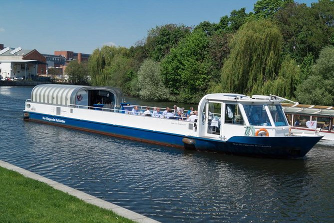 Berlin 4-Course Sunset Dinner Cruise Including Drinks - Accessibility and Dietary Accommodations