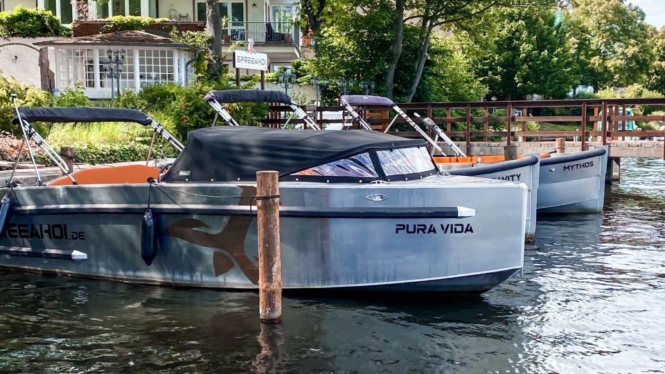 Berlin: Electric Boat Rental for Self-Driving 2 Hrs - Self-Driving Boats