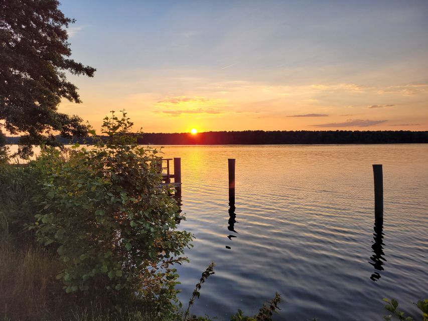 Berlin:Guided South Berlin Yacht Tour With Swim Stop (Relax) - Meeting Point and What to Bring