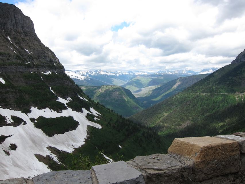 Between Lake Louise and Revelstoke: Smartphone Audio Tour - Historic Sites and Discovery Centers