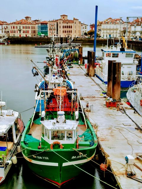 Bilbao: Optimized Transfer To/From Biarritz - Accessibility and Language Support