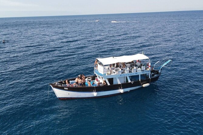 Boat Tour With Lunch on Board to Discover Procida - Tips for Enjoying Your Tour