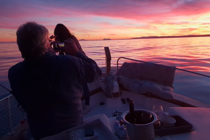 Boat Trip at Sunset + Bottle of Cava + Seafood Tapa - Additional Information
