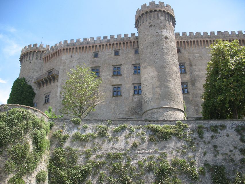 Bracciano: Odescalchi-Orsini Ancient Castle Tour With Lunch - Accessibility and Restrictions