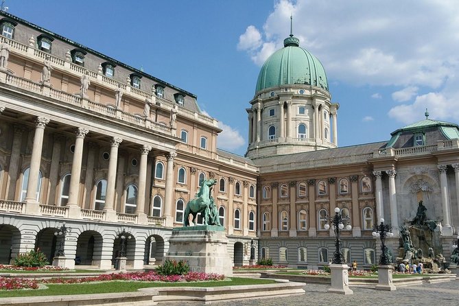 Buda Castle Walking Tour: A Kingdom of Many Nations - Historical Significance of Buda Castle