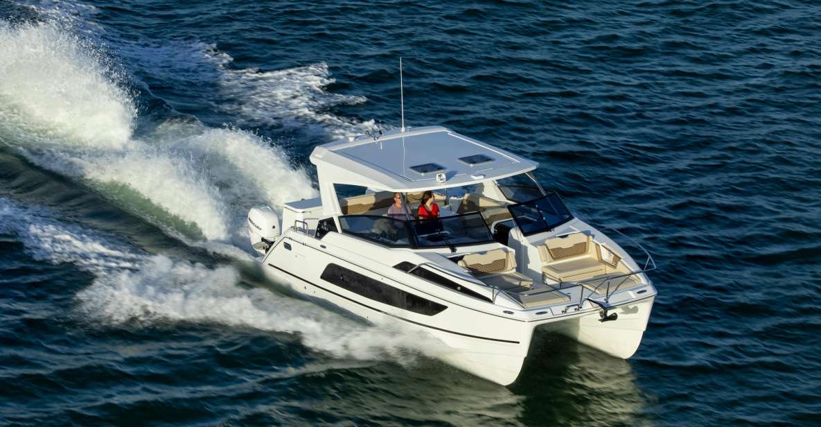 Cannigione: Aquila 36 Catamaran Daycruiser Rental - Recap